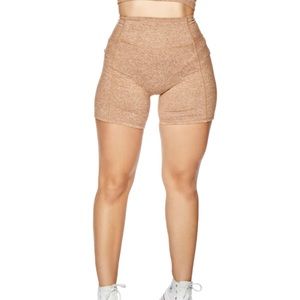 ILUS allure heather shorts